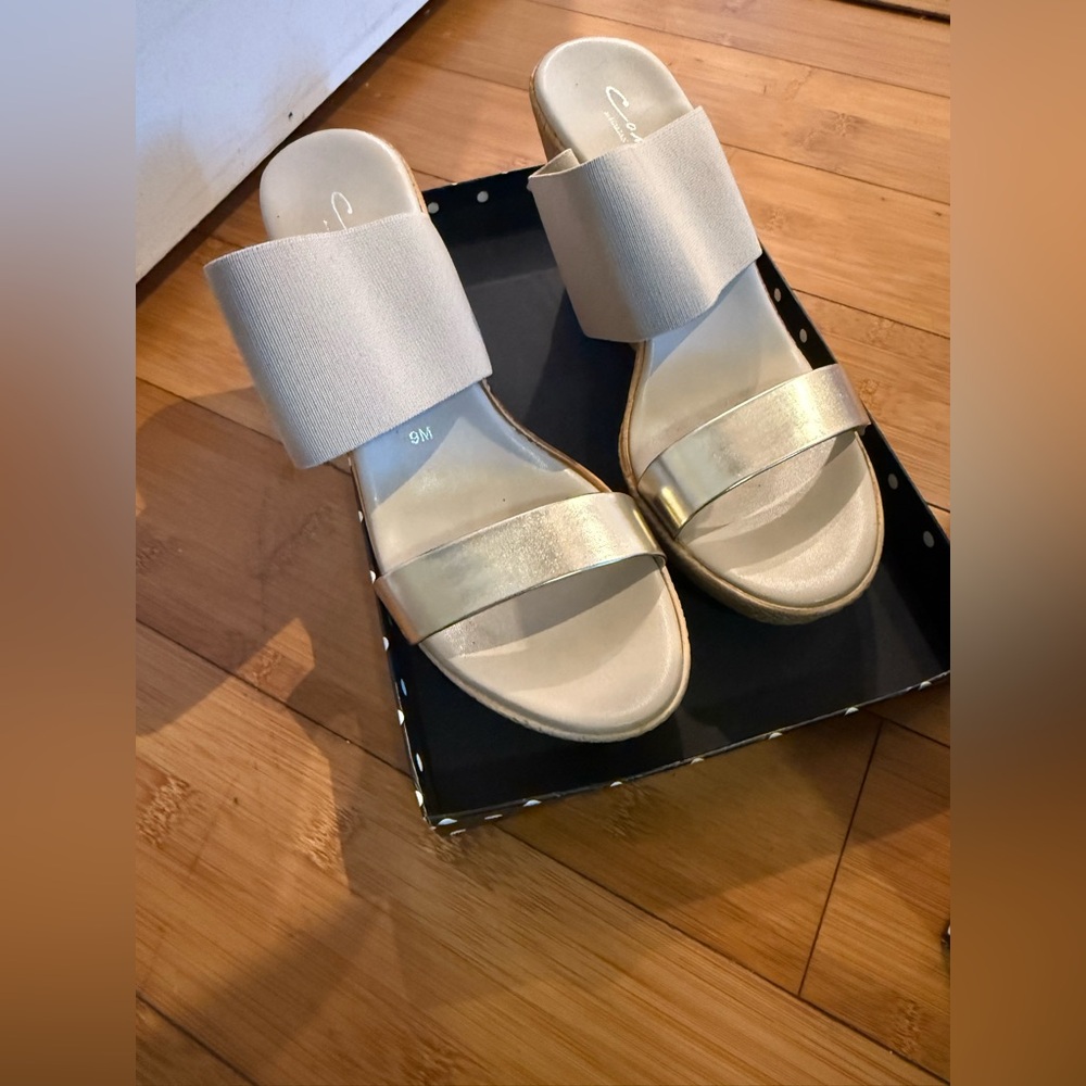 Contessa Italy Wedges (silver and tan beige bandage strap)